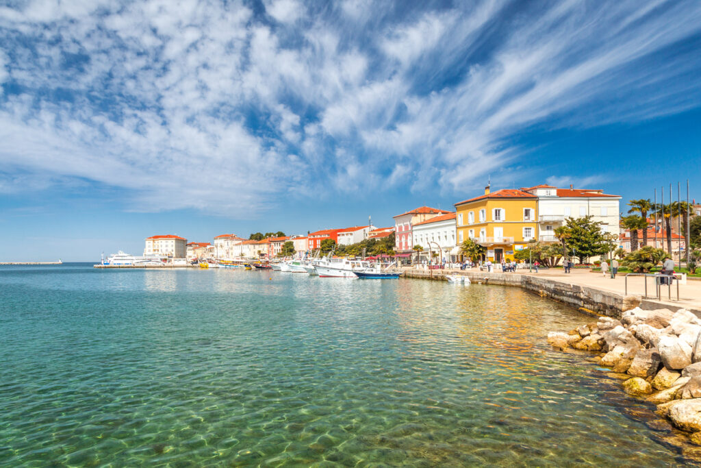 Familienurlaub in Kroatien Hafen und Seepromenade in Porec